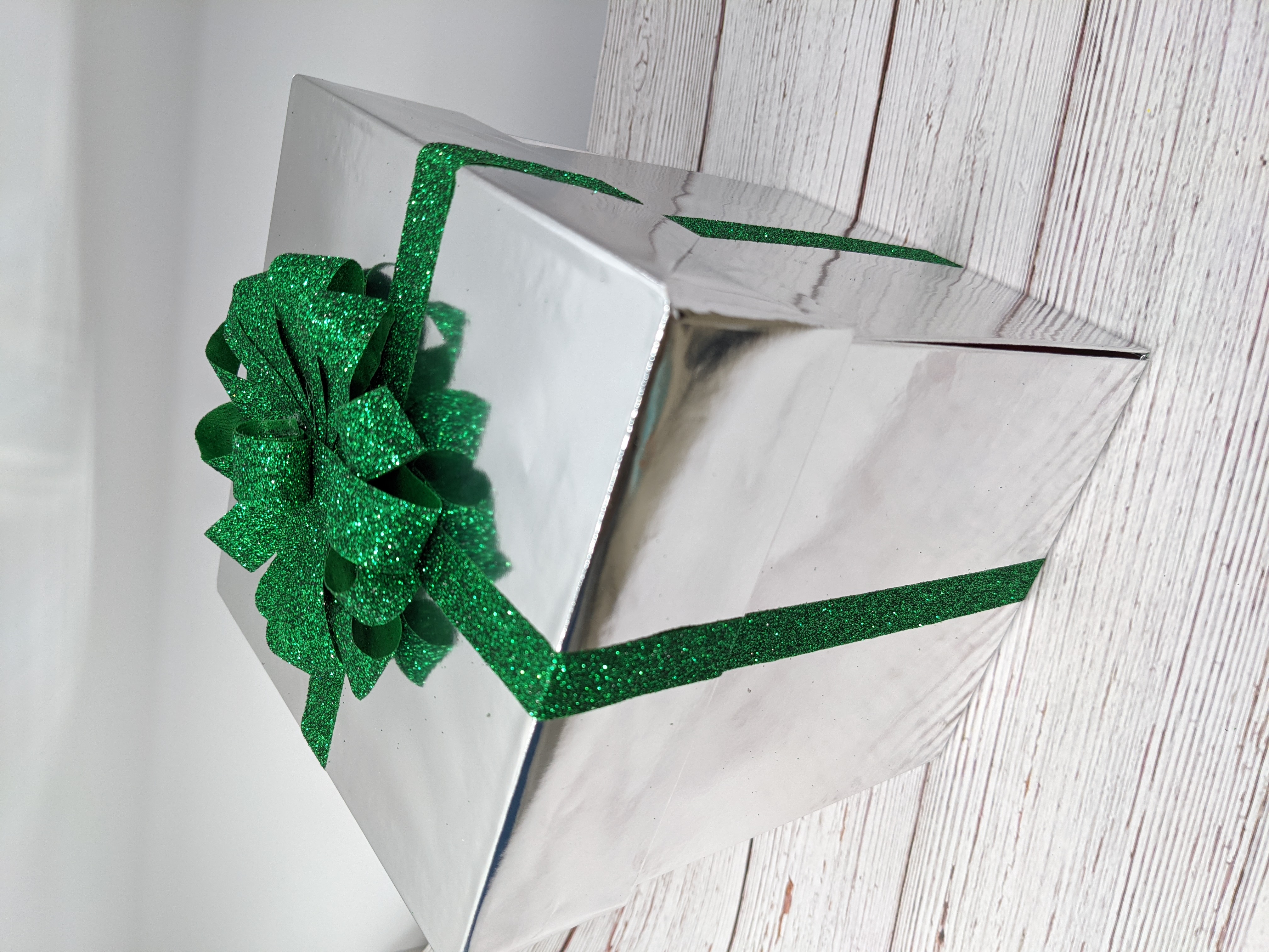 Christmas Advent Calendar Exploding Gift Box (closed)
